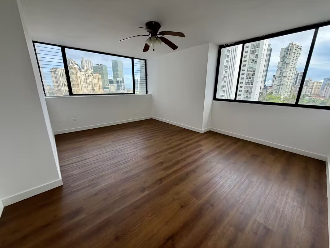 VENTA AMPLIO APARTAMENTO FAMILIAR 3 RECÁMARAS - foto 1
