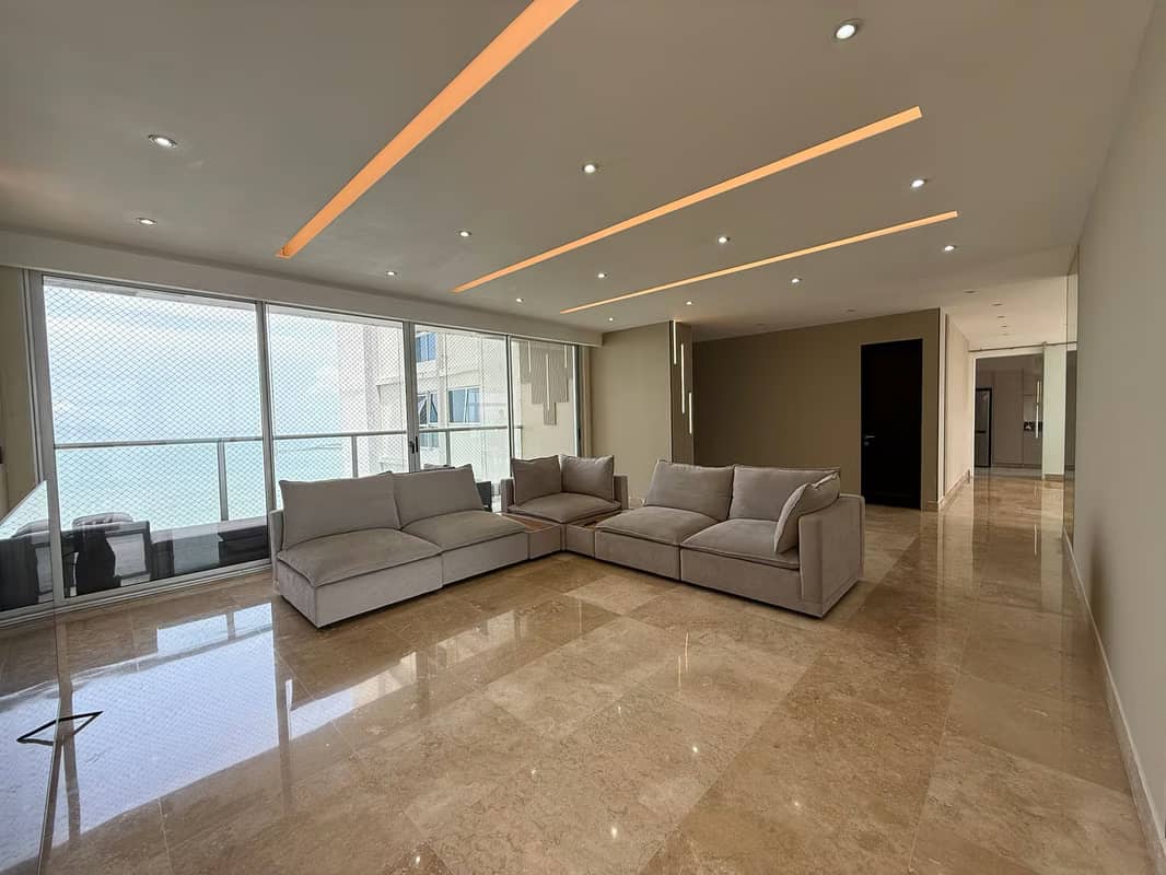 Penthouse Remodelado con Terraza en Q Tower, Punta Pacifica - foto 1