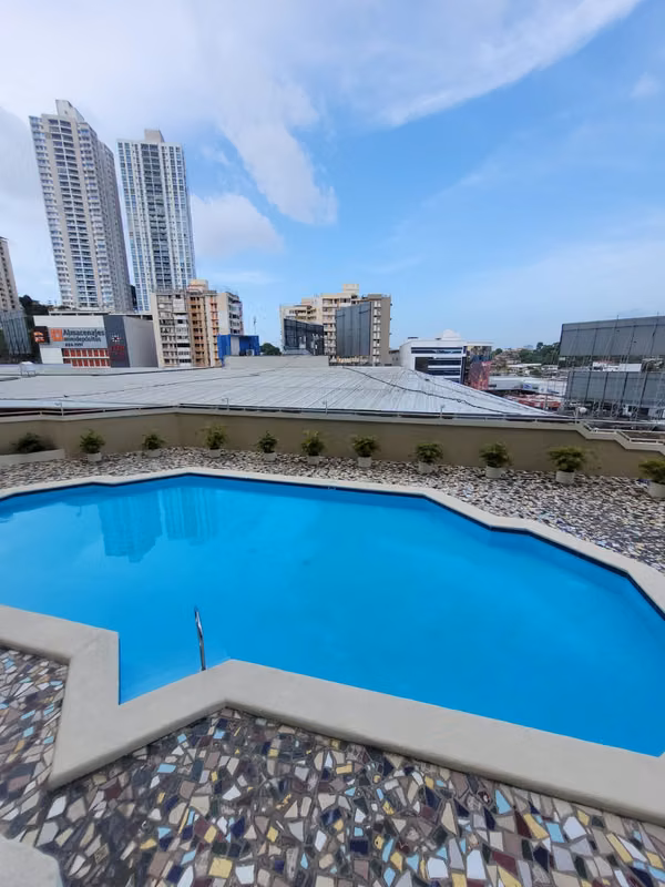 Apartamento en Altos del Chase - foto 1