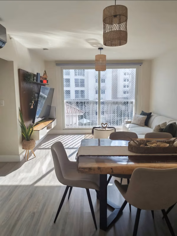Alquiler de Apartamento Semiamoblado en Torre de Versalles 2 – $1,050 NEGOCIABLE - foto 1