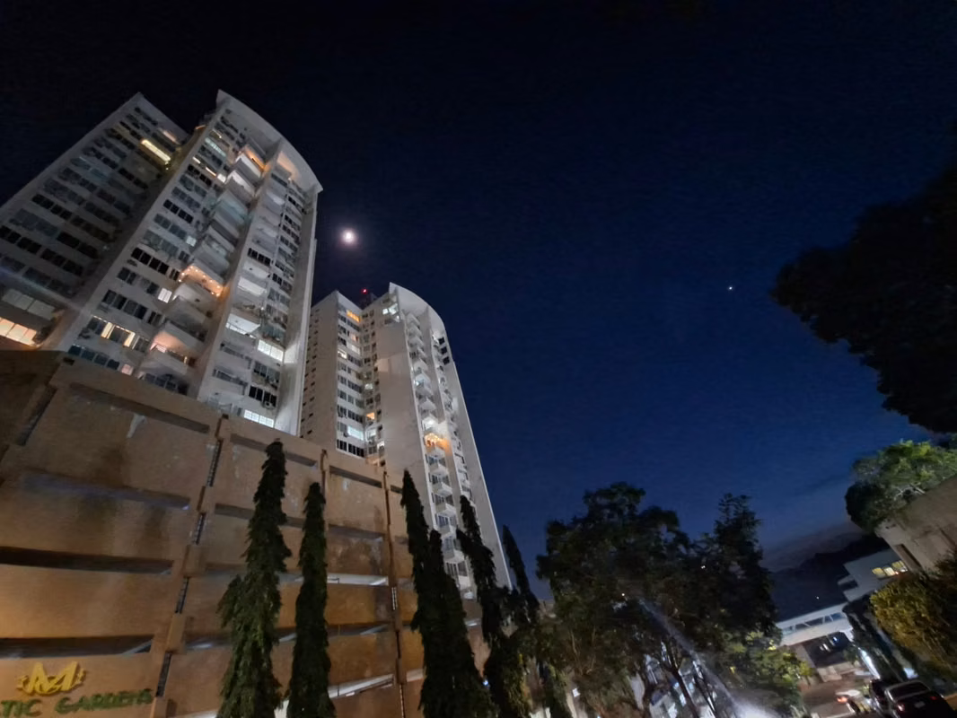 Se Vende ó Alquila Apt,  Edison Park, Majestic Garden 200 - foto 1