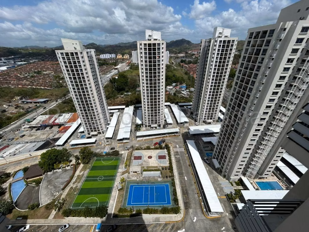 Venta Apartamento PH Rokas en Condado del Rey - YD - foto 1