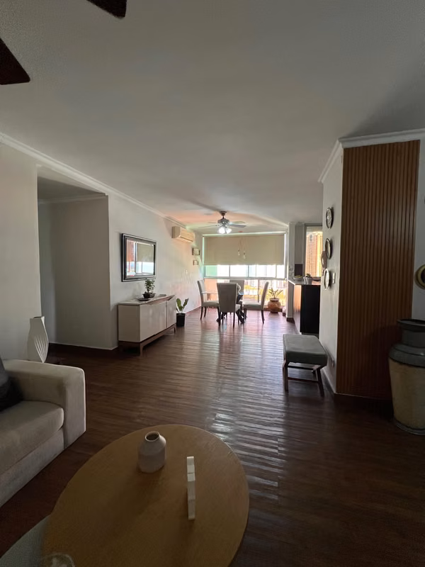 VENDO APARTAMENTO EN COSTA DEL ESTE, 3 RECAMARAS, 115M2, PISO ALTO. - foto 1