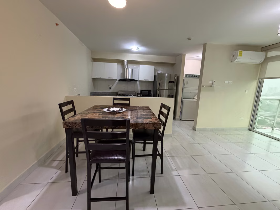 Apartamento amoblado en Venta - Vía España - foto 1