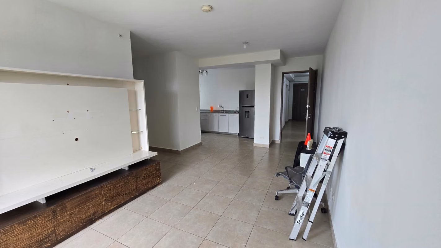 Apartamento en alquiler - Torres de Cantabria - 2 recamaras - foto 1