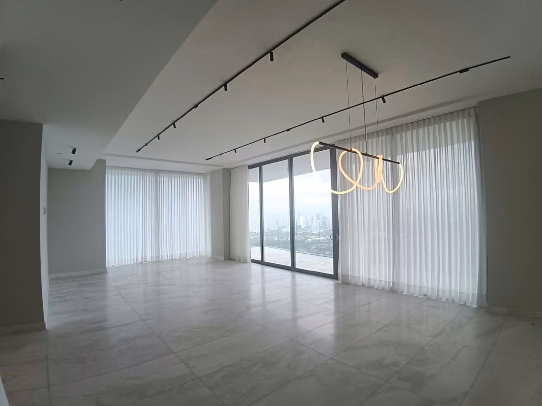 ALQUILER APARTAMENTO SANTA MARIA | LA MAISON FENDI - foto 1