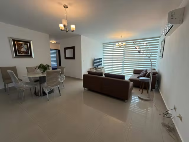 ALQUILO APARTAMENTO AMOBLADO, SAN FRANCISCO, 2 RECAMARAS, 110M2. - photo 1