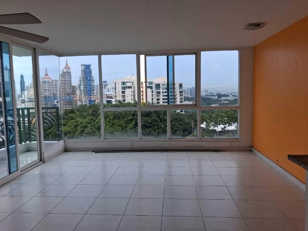 Apartamento en Venta-PH Belview-Plaza Edison - foto 1