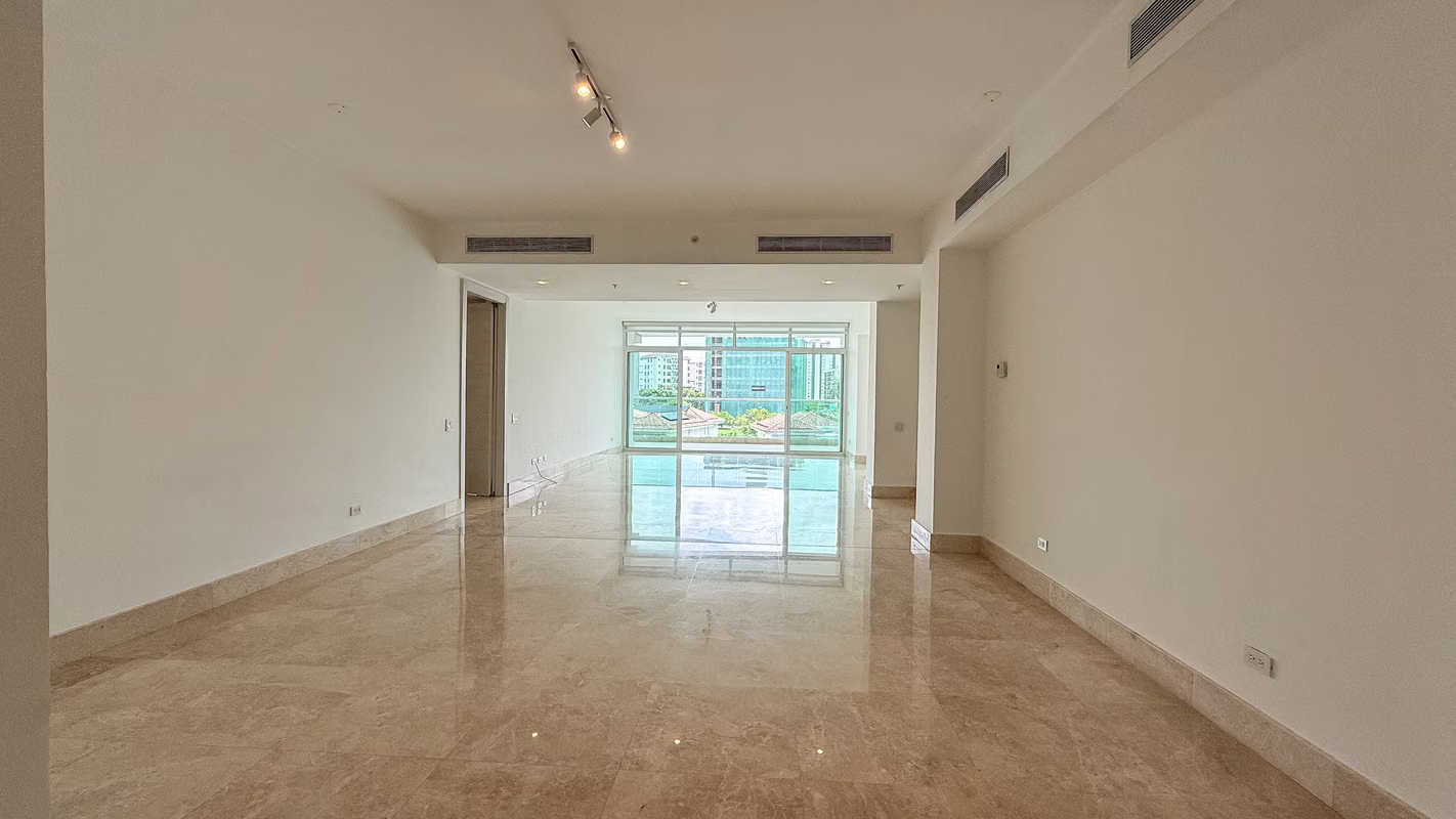 Exclusivo Apartamento en Crescent Lane, Santa Maria Golf and County Club - foto 1