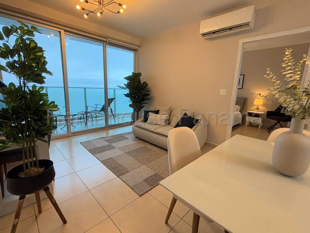Se Alquila Apartamento en Punta Pacifica - photo 1