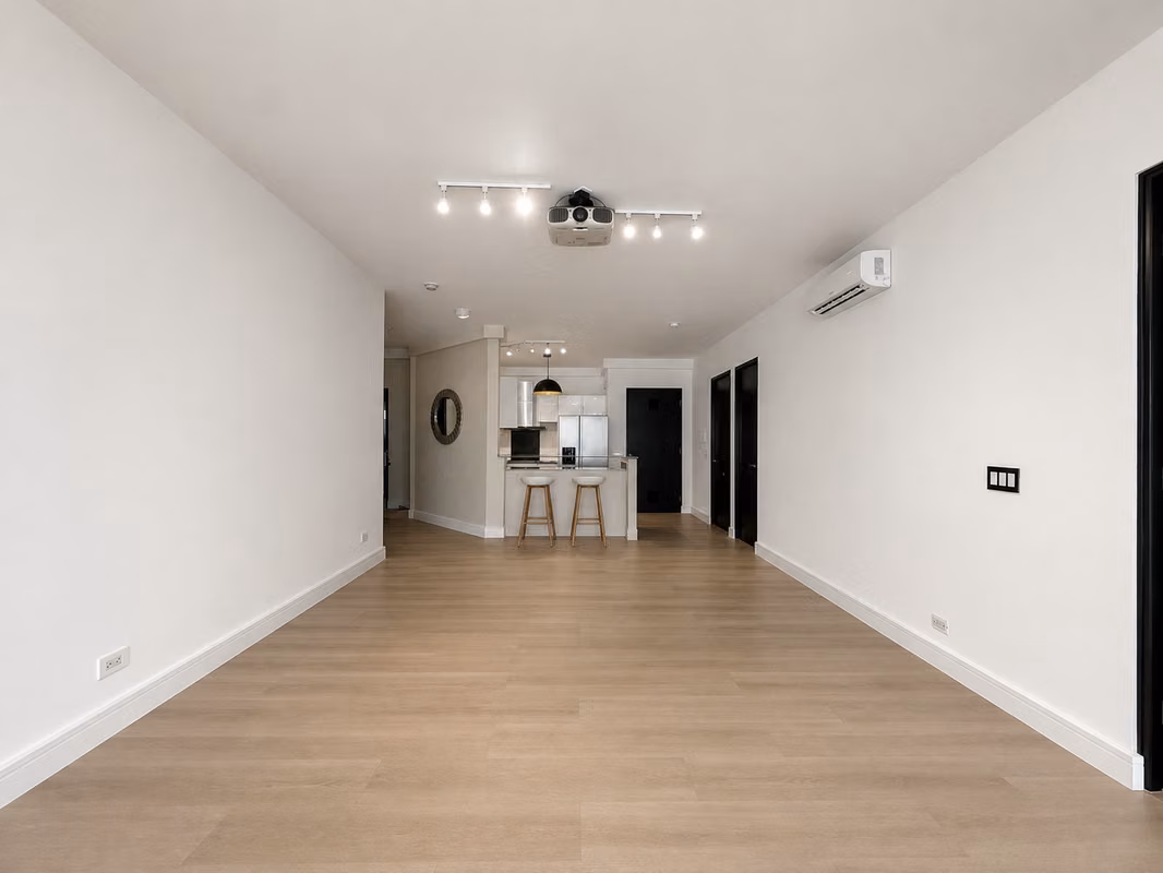 ALQUILER DE APARTAMENTO EN AVENIDA BALBOA - photo 1