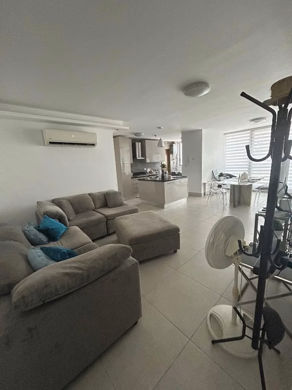 Venta hermoso apartamento en Obarrio - photo 1