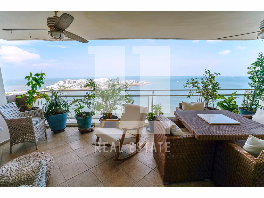 Se Vende Apartamento en Paitiila, PH Torre Del Mar - foto 1