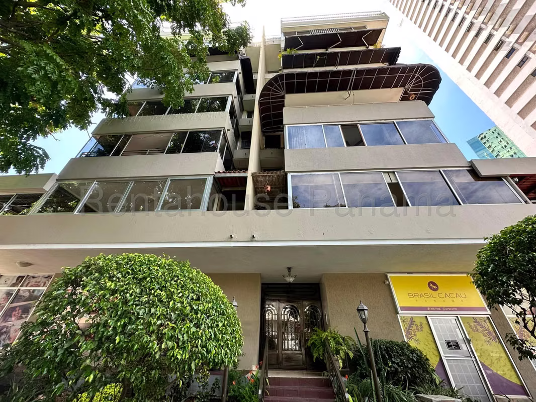 Apartamento en Venta en Obarrio VIK 26-3294 - photo 1