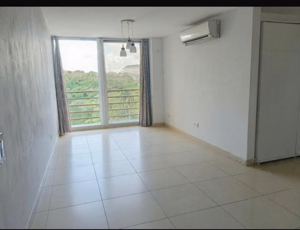 PH 4 isla alquilo apartamento de 3 recámaras - foto 1