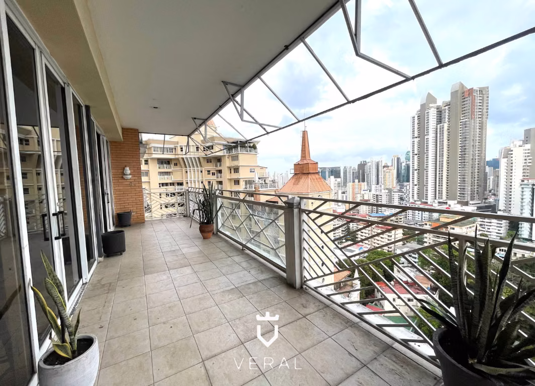 Venta de apartamento con amplia terraza en El Cangrejo - PH Terranova (MFV) - foto 1