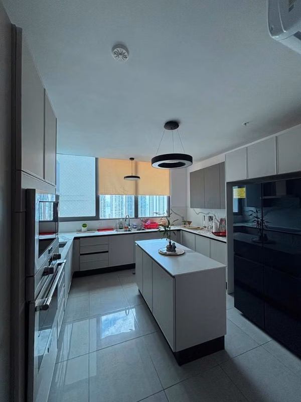 Punta Paitilla Se alquila apartamento en paitilla de 4 recámaras línea blanca - foto 1