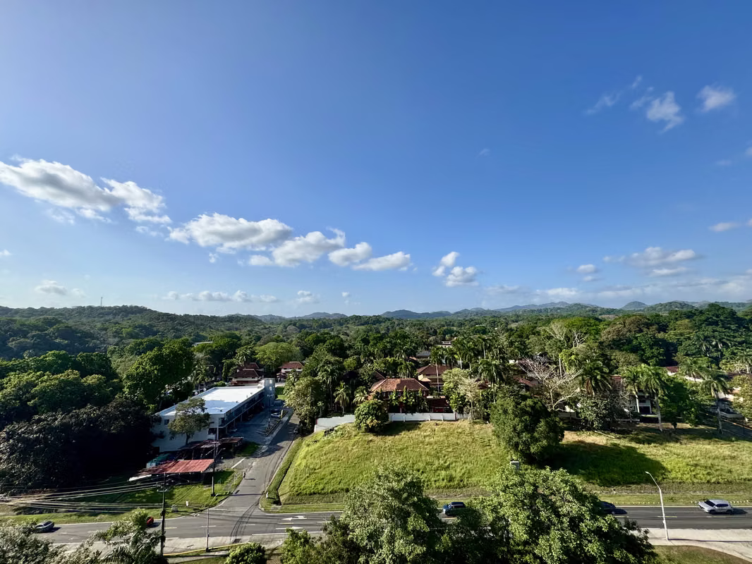 CLAYTON PARK I Comodidad y Naturaleza en un Solo Lugar $230,000.00 - foto 1