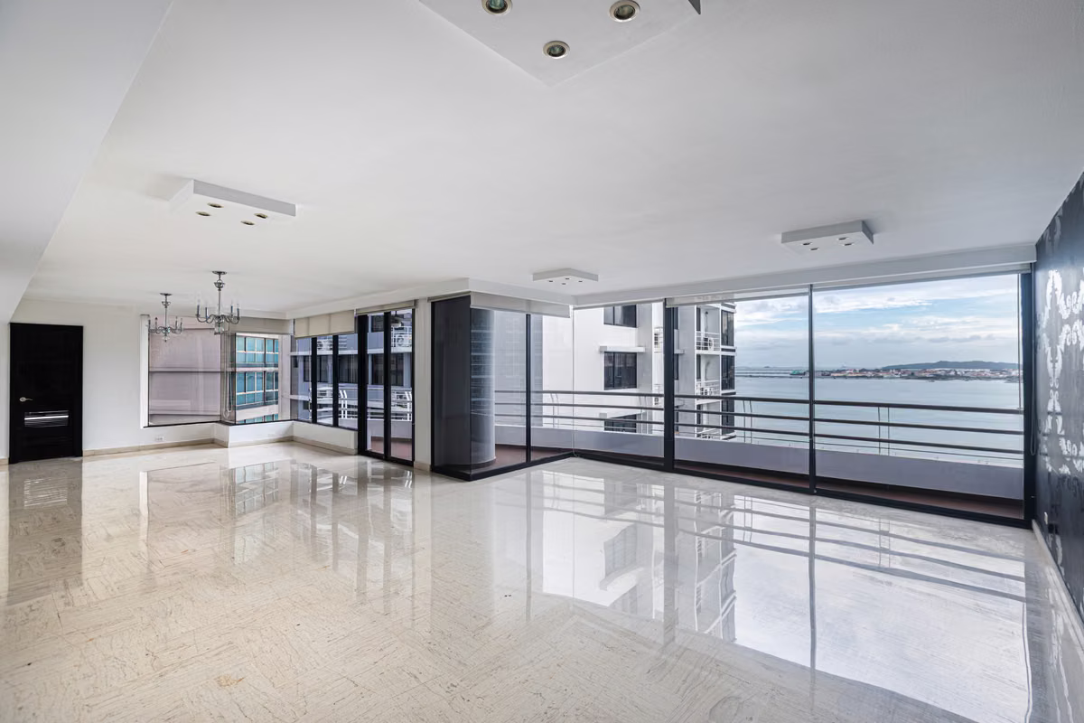 VENTA DE APARTAMENTO EN LA AVENIDA BALBOA - photo 1