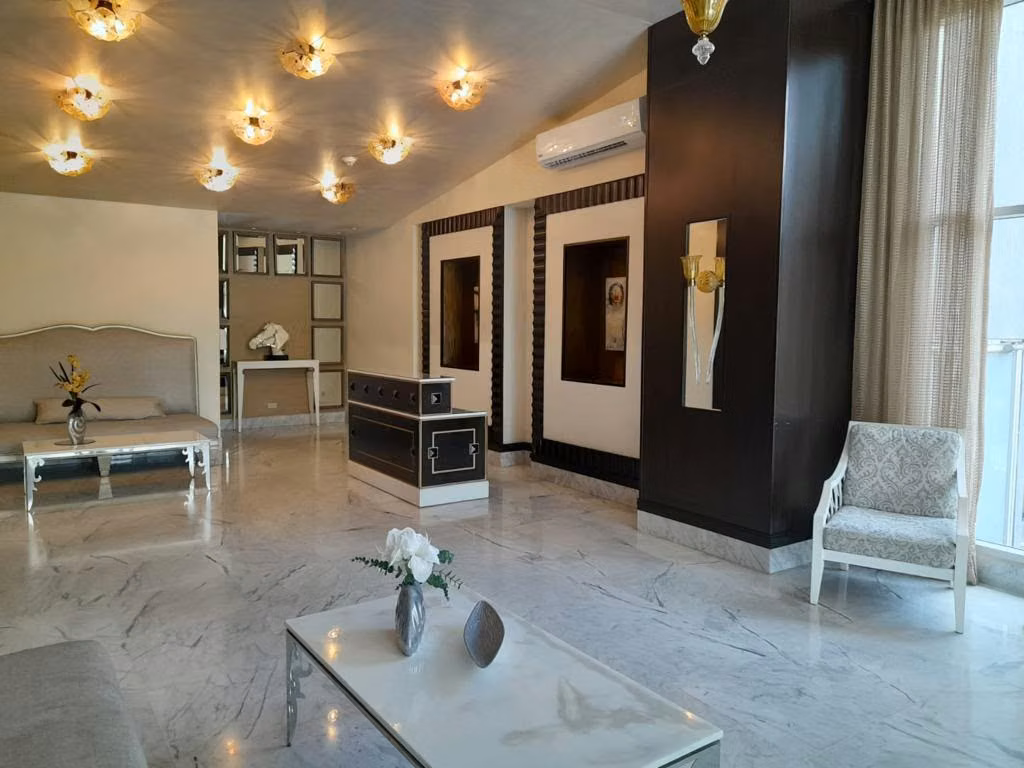 Se Vende Amplio Apartamento en Costa del Este Panamá - photo 1