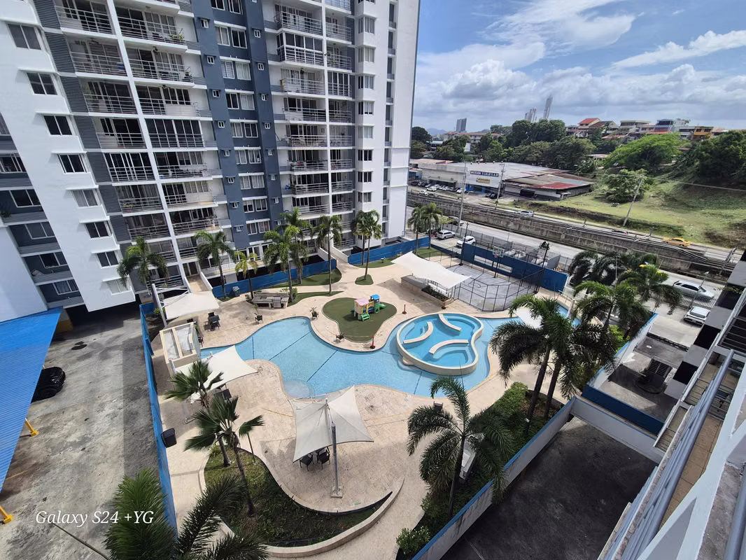 VENTA DE APARTAMENTO EN PH COSMOPOLITAN TOWER - foto 1