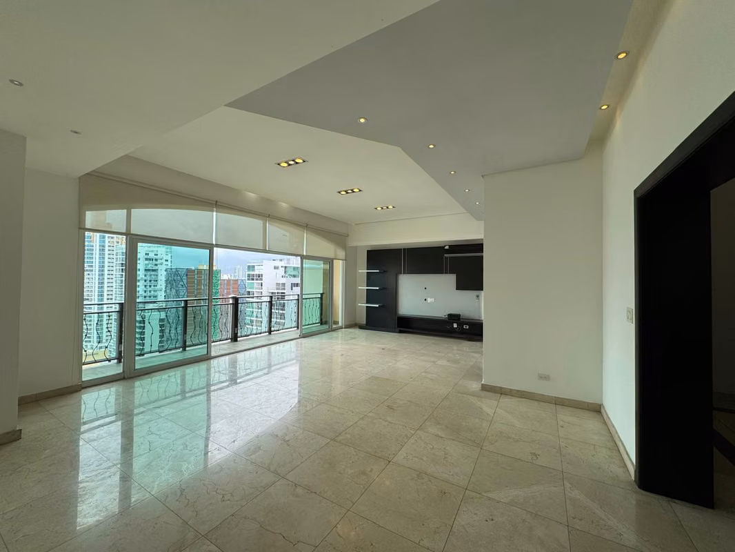 ALQUILER PENTHOUSE EMPORIUM TOWER - photo 1