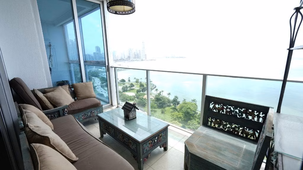 APARTAMENTO AMOBLADO CON VISTA AL MAR - photo 1
