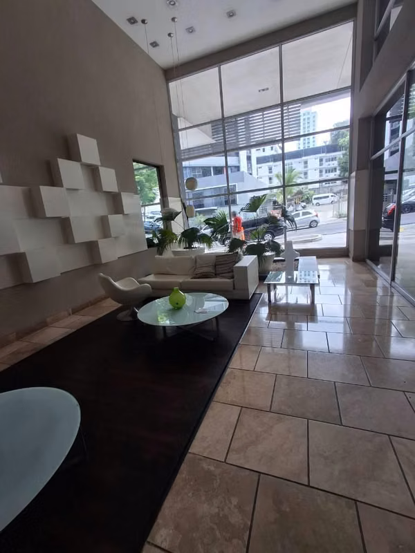 Alquilo apartamento en El Cangrejo cerca de todo - foto 1