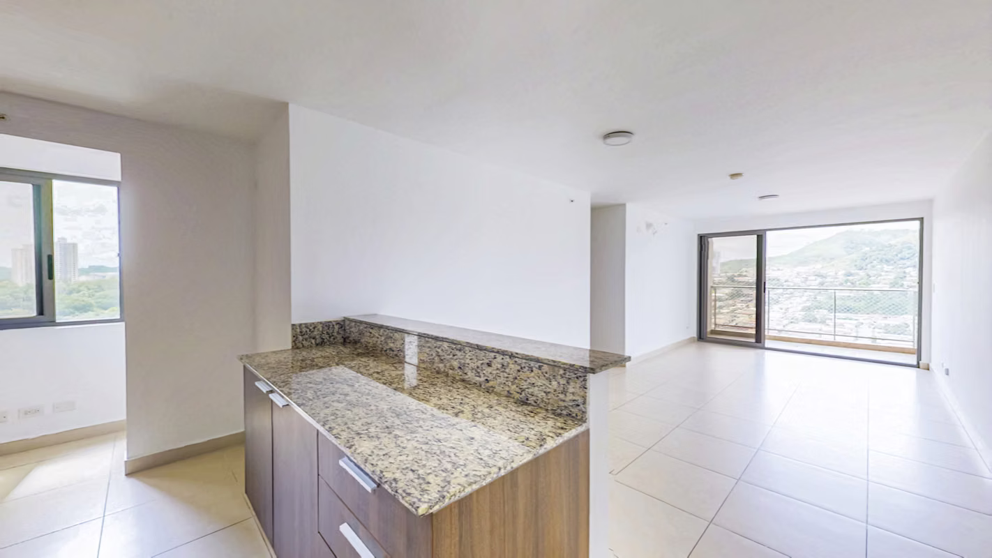 Venta de práctico e iluminado apartamento en Spotlight – Linda Vista - photo 1