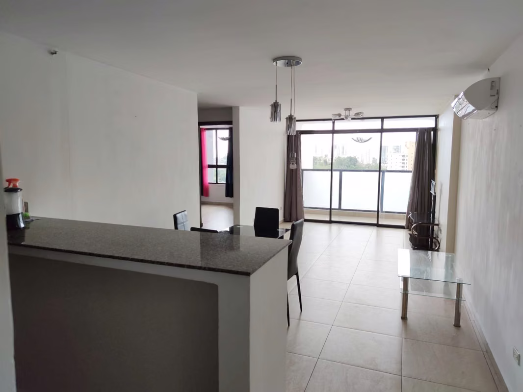 Apartamento en Condado del Rey con linea blanca *NO BROKERS* - photo 1