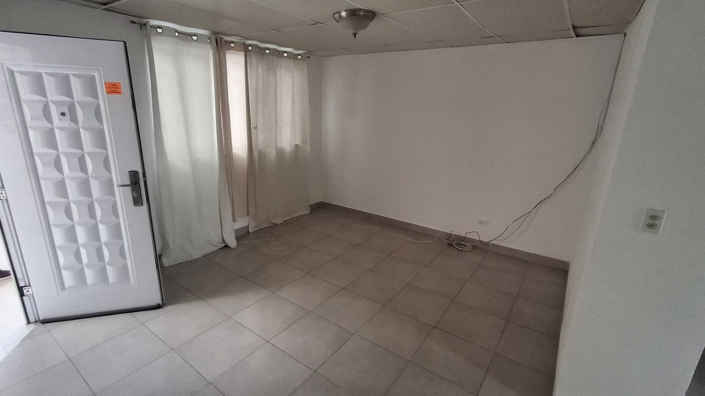 Residencial Parque Lefevre. 50mts 2r 1b $500.00 - foto 1