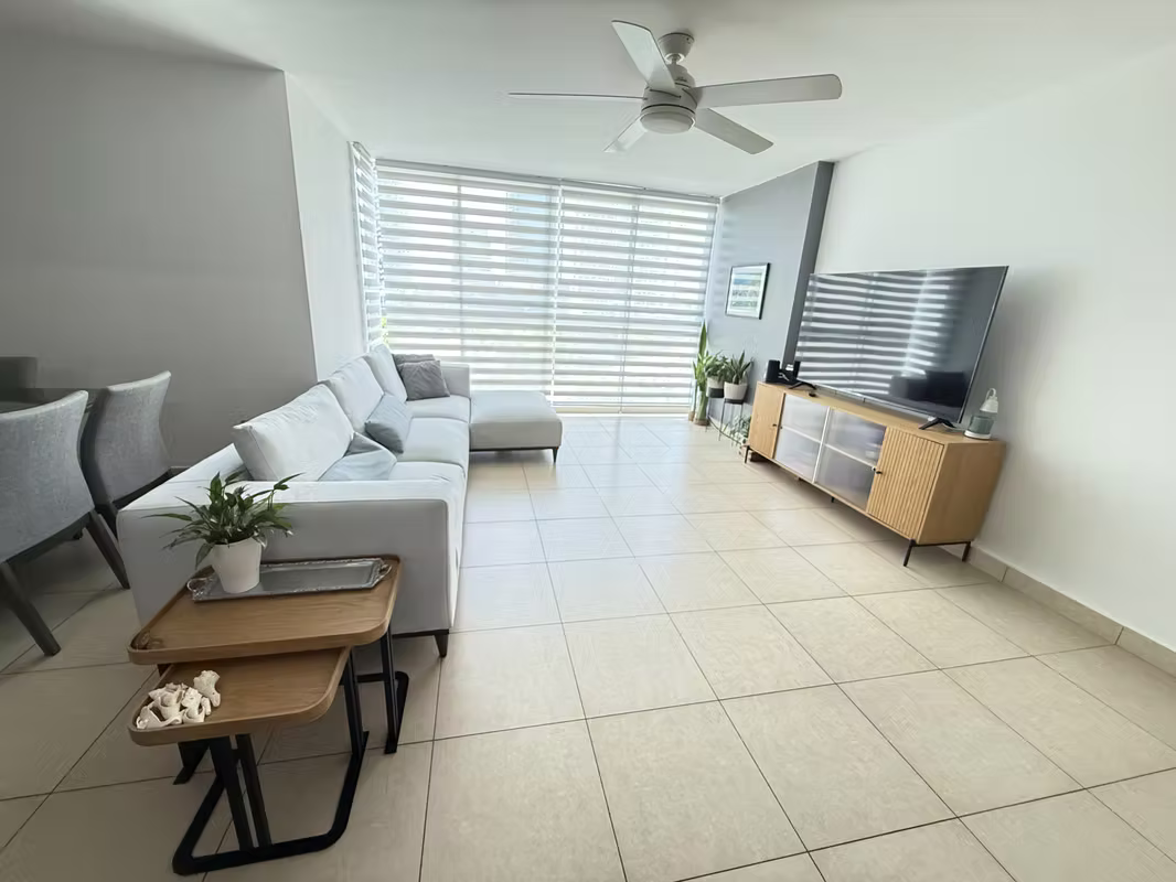 EN VENTA APARTAMENTO EN COSTA DEL ESTE - DR - foto 1