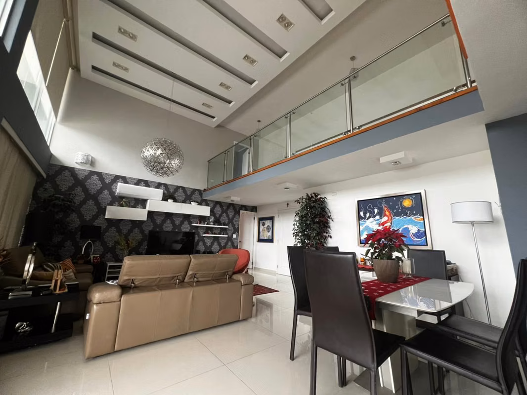 AMPLIO Y HERMOSO APARTAMENTO CON ENTRADA DIRECTA AL PARQUE OMAR - C.J. - foto 1