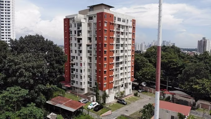 Se Vende Apartamento en PH Altos de la Colina – Pueblo Nuevo - foto 1