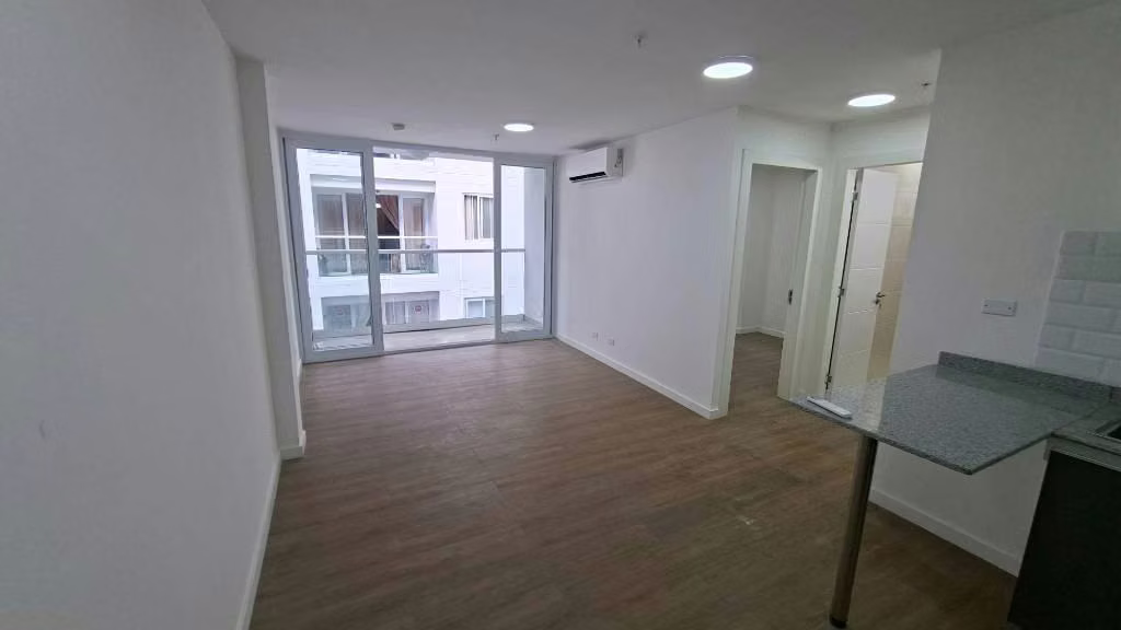 Alquiler de Apartamento Nuevo en Versalles - foto 1