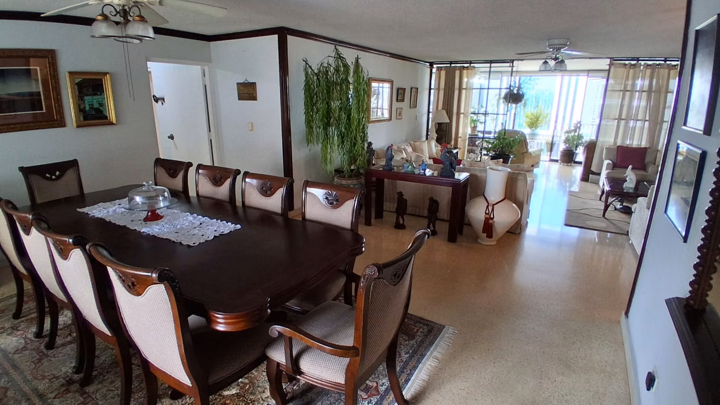 Edificio Diplomatico. 249mts 3r 2b cbe $255,000.00NEG - foto 1