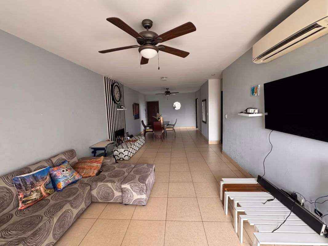San Francisco 67. 135mts 2r 2b cbe 2est $205,000.00 - foto 1