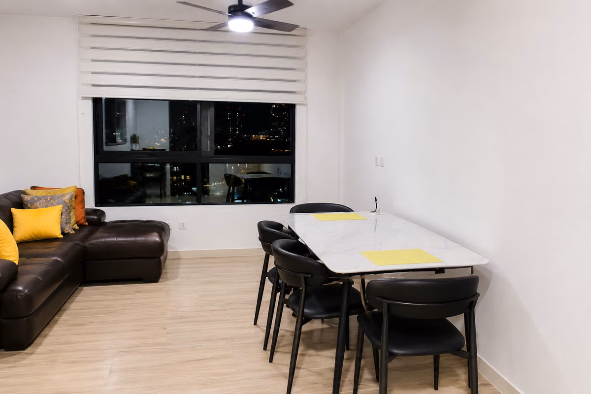 Apartamento en Carrasquilla I con comodidad y ubicacion top - foto 1