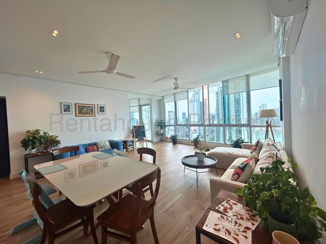 Apartamento en Venta en Bellavista. - foto 1