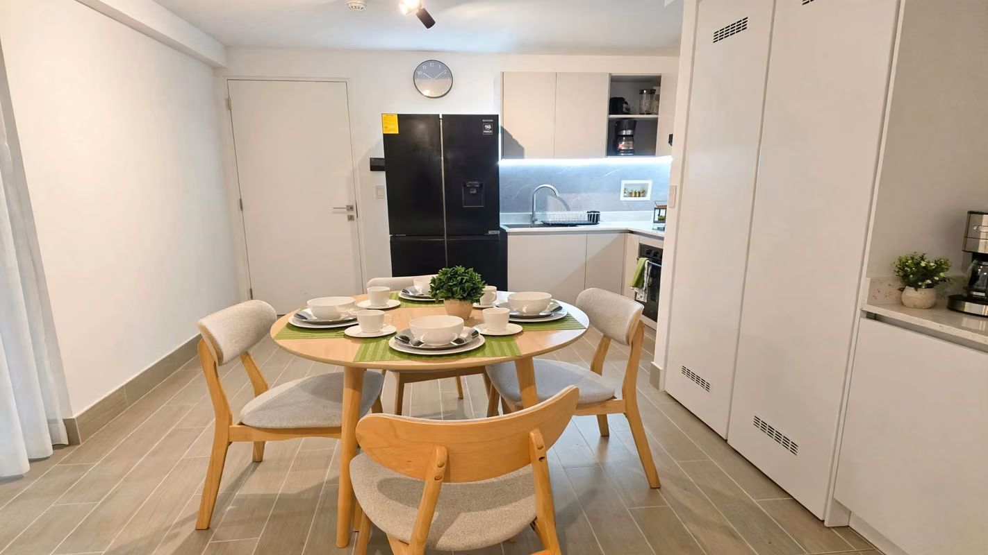 Apartamento en Bella Vista I Amoblado I 2 Rec I con balcón y excelente distribucion - photo 1