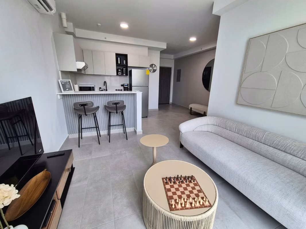 Apartamento en Via España I amoblado | 1 Rec | Con balcón a estrenar - foto 1