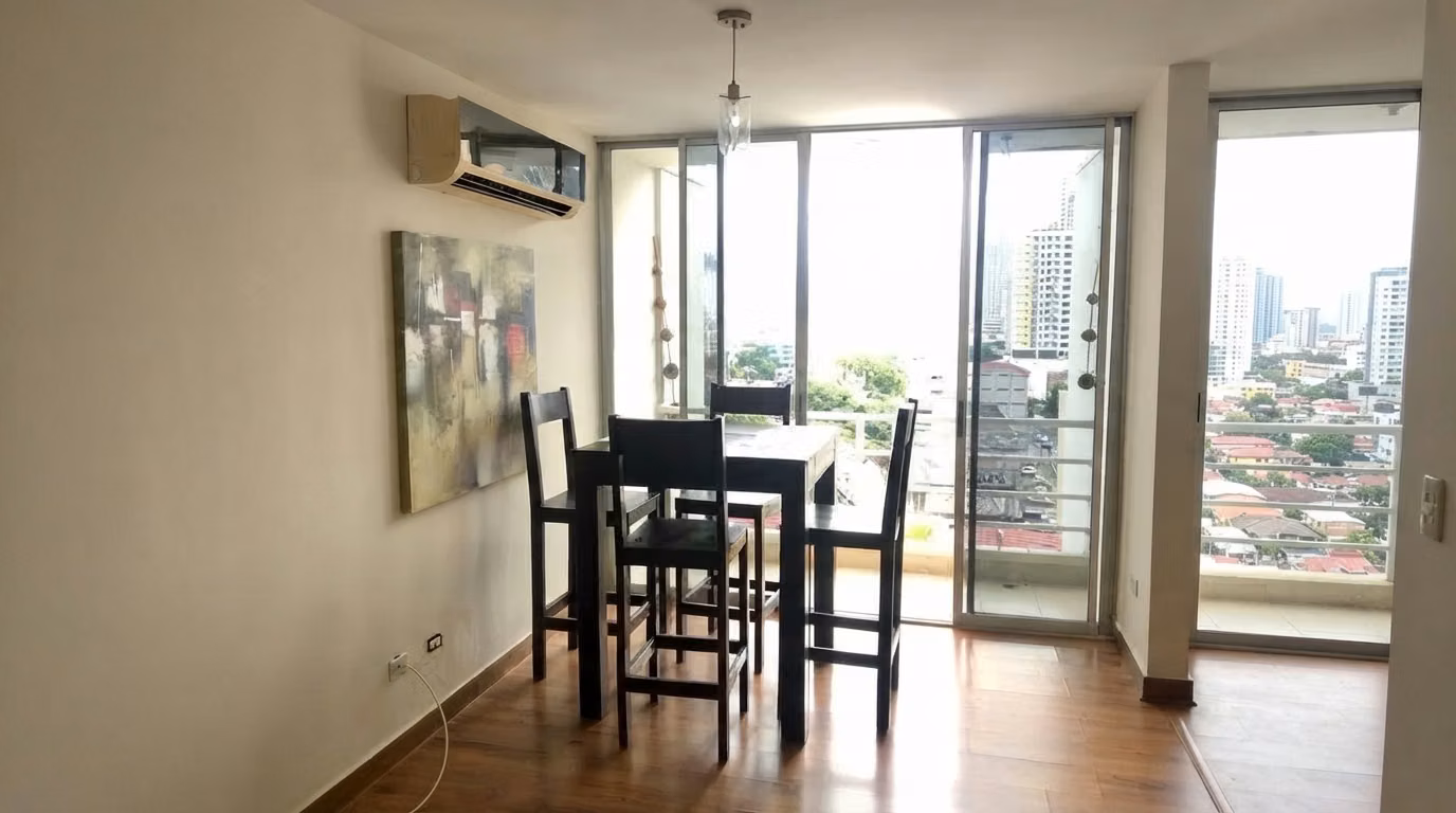 Apartamento en Carrasquilla I con balcon y ubicación estratégica - foto 1