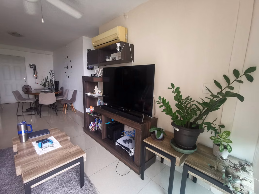 Venta PH Green Park – Condado del Rey – 97m² 3Rec CBE $210K - foto 1