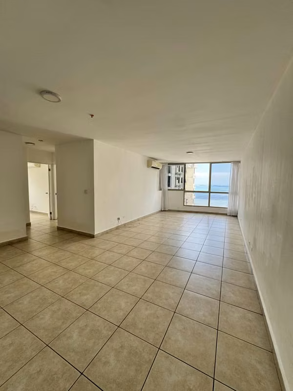C472J SE ALQUILA AMPLIO APARTAMENTO CON LINEA BLANCA EN SAN FRANCISCO - foto 1