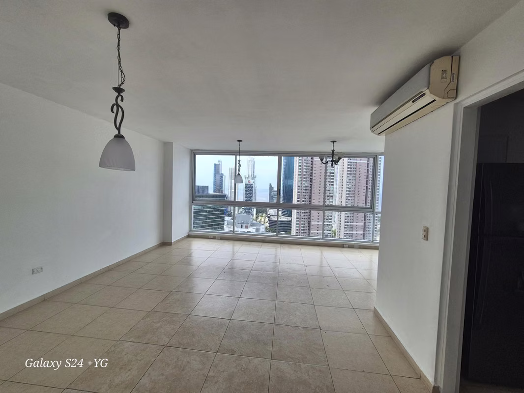 VENTA DE APARTAMENTO EN PH SOL DEL ESTE  PISO ALTO - foto 1