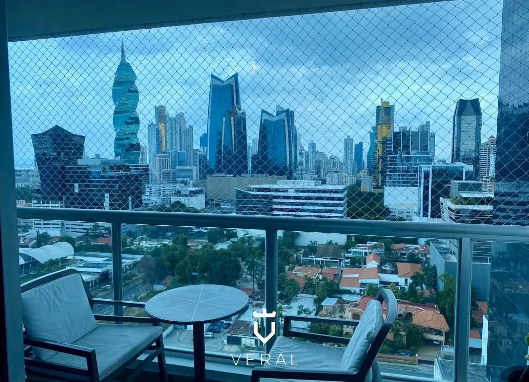 Venta de apartamento de 128m2 en PH River Park en Obarrio (AB) - foto 1