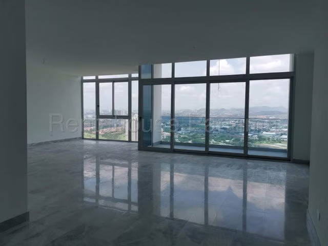 Se alquila Penthouse de 4 Rec en Santa María - foto 1