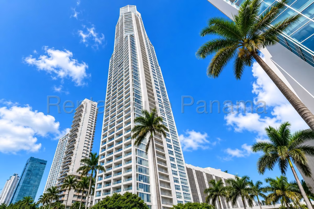 LGU-Alquiler de apartamento amoblado con vista al mar en Avenida Balboa, PH Rivage. - photo 1