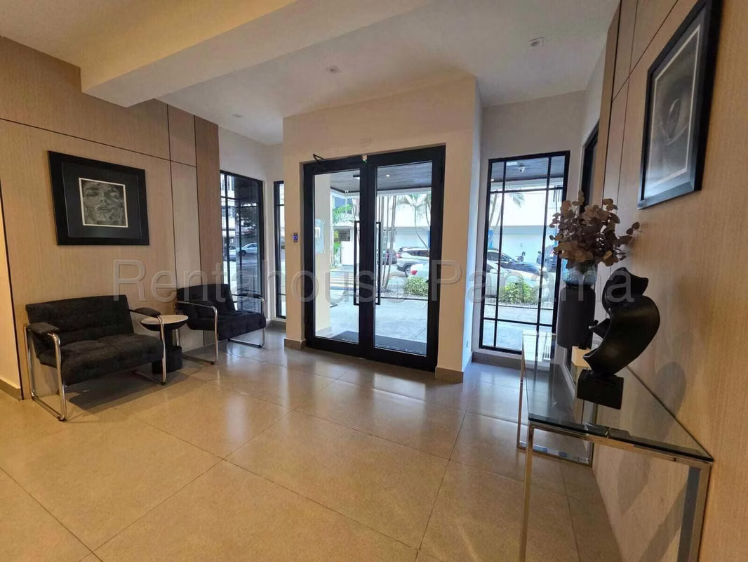 Venta de  Apartamento Amplio y Espacioso en Marbella 26*7052Mfk - photo 1