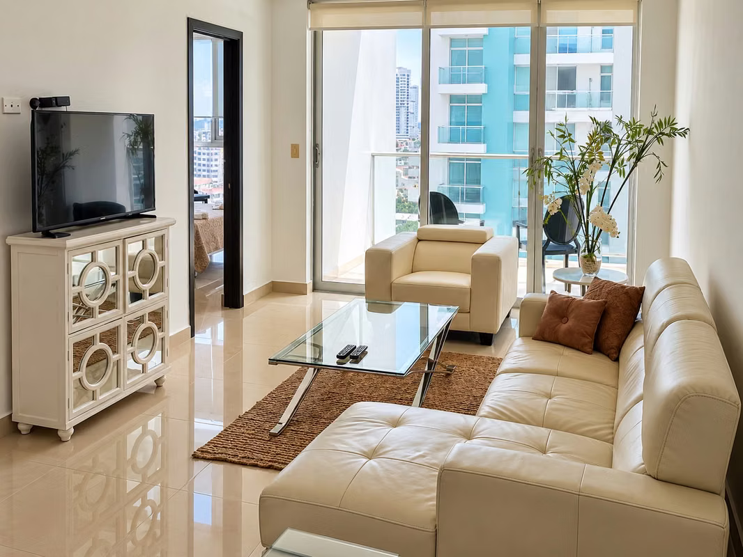 ALQUILER APARTAMENTO AVENIDA BALBOA COMPLETAMENTE AMOBLADO LISTO 1 NOVIEMBRE VV - foto 1